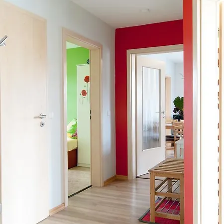 Knoth Apartment *